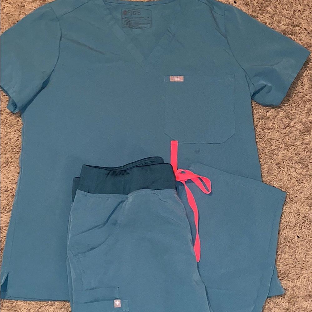 HYDROGREEN FIGS SCRUB SET